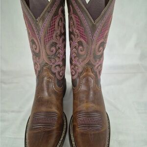 NWOT Ariat boots 7.5